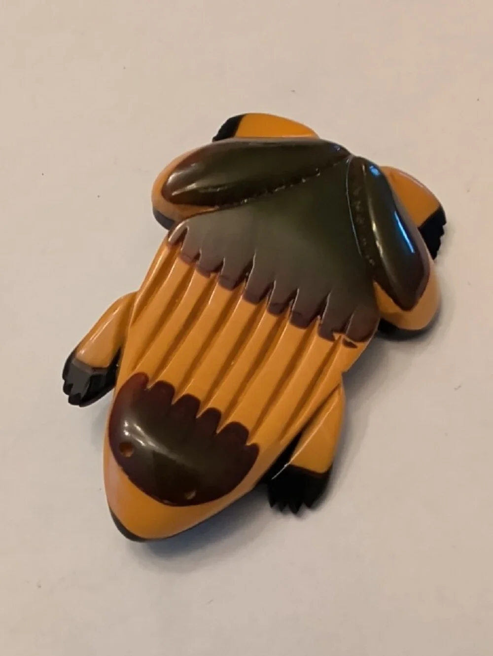 Bakalite Frog Brooch